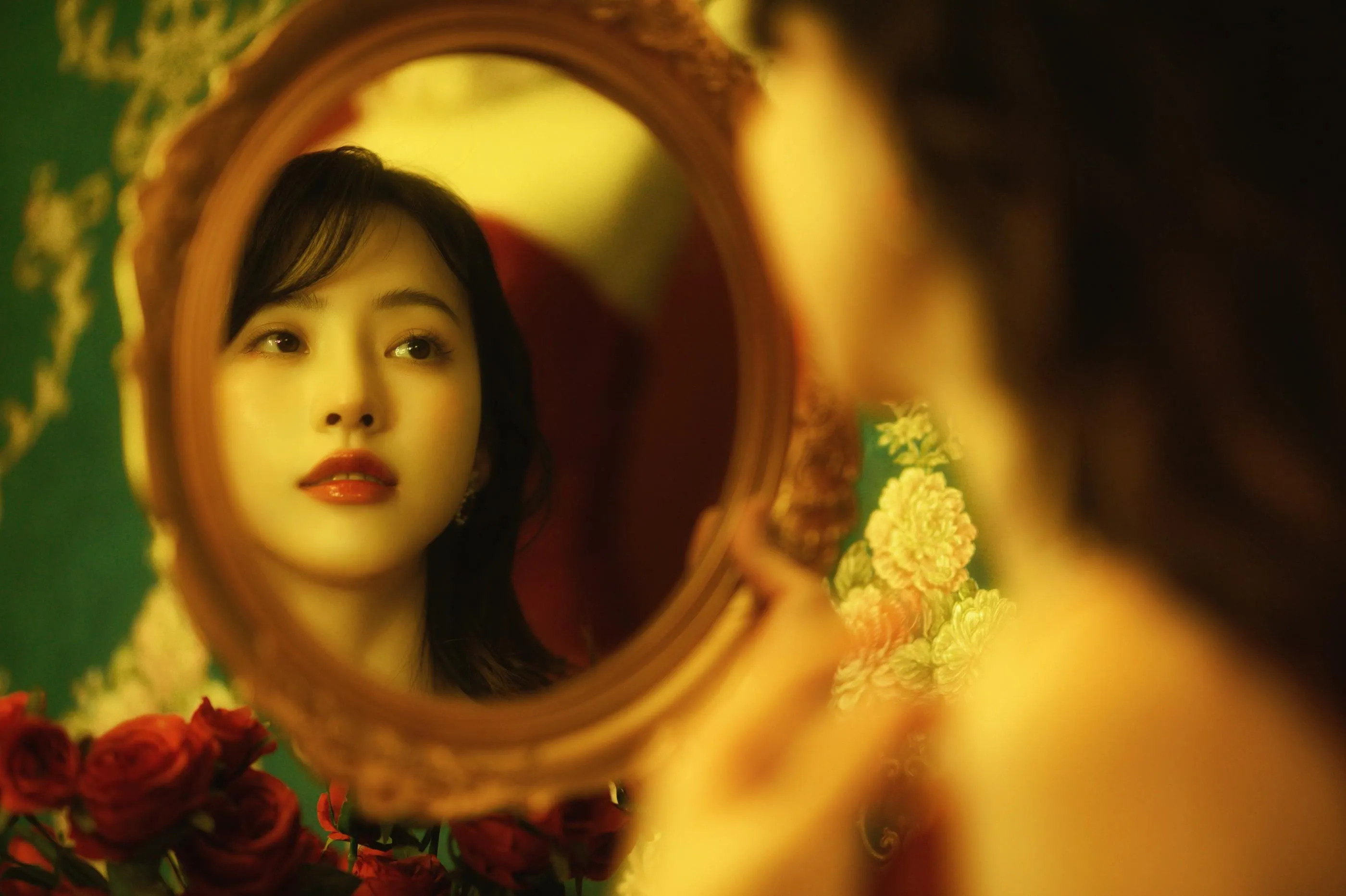 [YITUYU艺图语]2021.09.01 夜莺与玫瑰 兰因 [25P]插图1